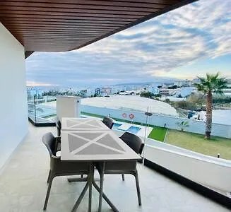 Nuevo Y Moderno Con Piscina